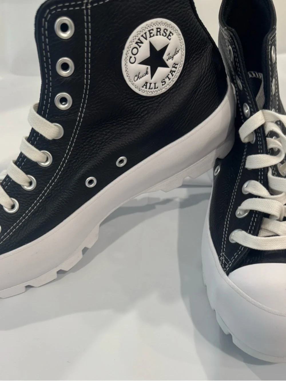 Black High-Top Leather Converse - Picture 2 of 8